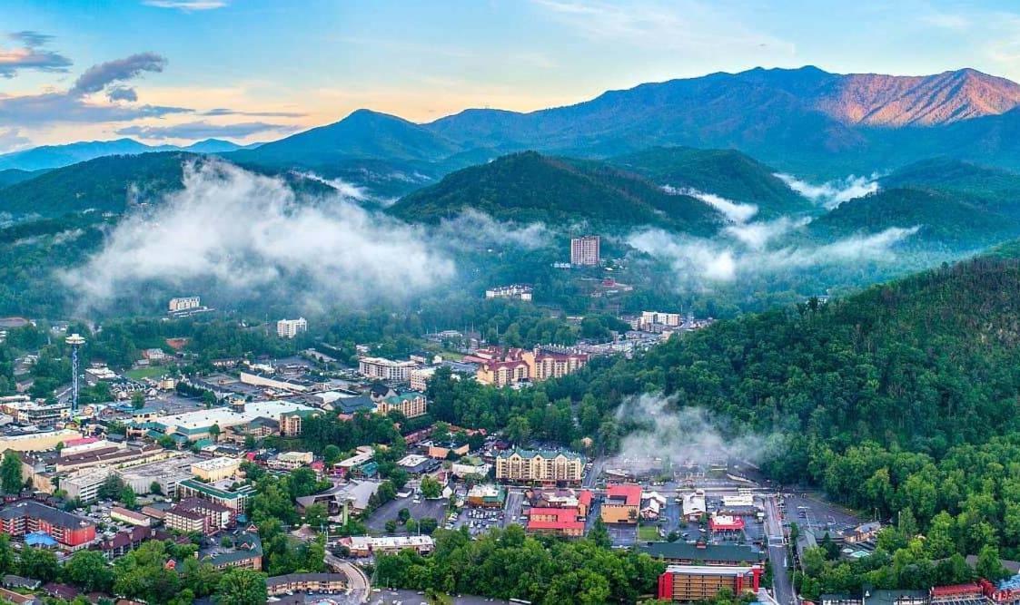 Almost Heaven #2 Pigeon Forge Exterior photo